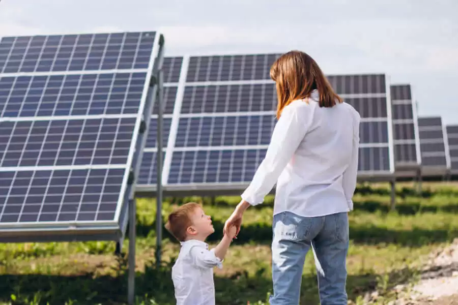 Qual o Tempo de Vida de um Painel Solar?